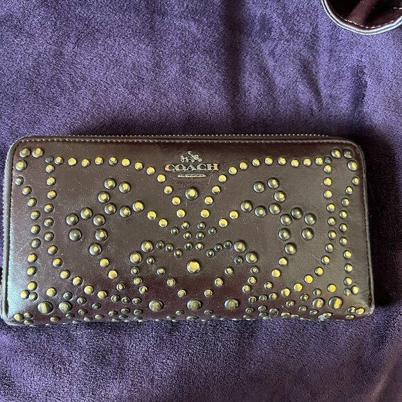 Coach New York Mini Stud Large Edie - Oxblood - 33534 and matching Wallet 52328 - Picture 7 of 12